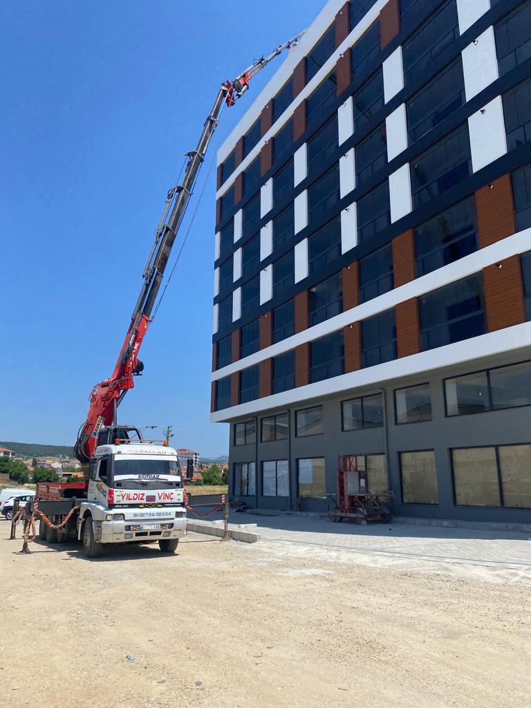 Uşak Vinç ve Forklift Kiralama Yıldız Vinç Forklift Uşak