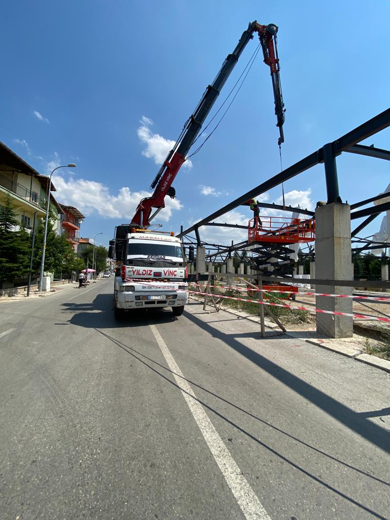 Uşak vinç kiralama, Uşak forklift kiralama, Uşak Yıldız Vinç & Forklift & Platform